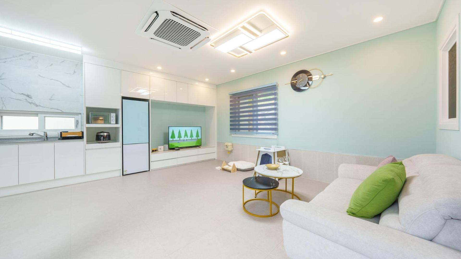 Gyeongsan Stage-ipple Pet Pension Room photo